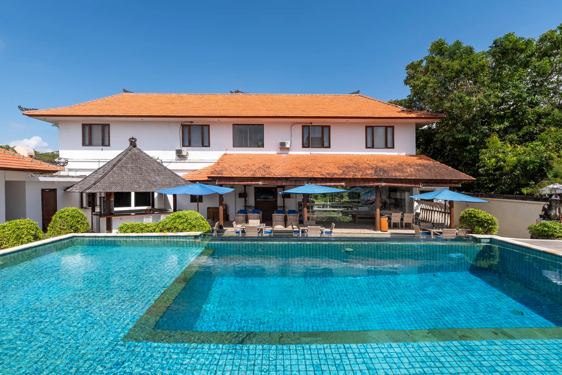 Neptune Scuba Diving Centro immersioni e piscina per corsi subacquei a Sanur, Bali
