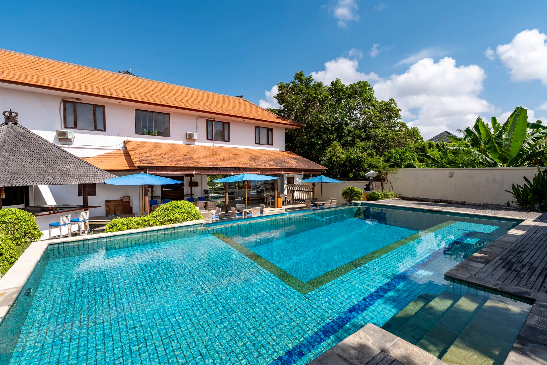 Piscina per l'addestramento alle immersioni profonde di 3,5 m presso l'Neptune Scuba Diving, Bali