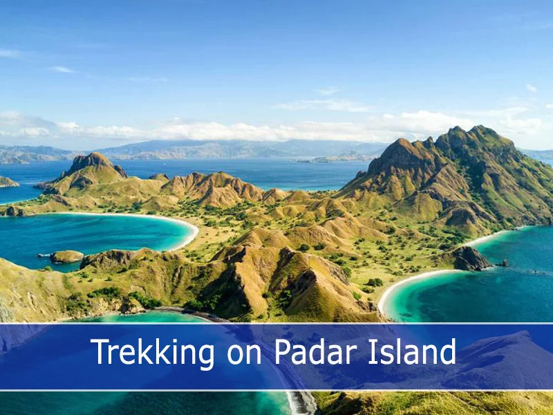 Trekking on Padar island